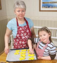 baking cookies with kids
